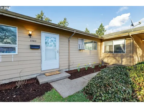 5503 Se Flavel Street Portland OR 97206