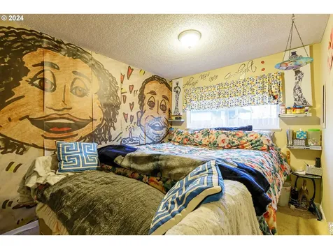 5503 Se Flavel Street Portland OR 97206