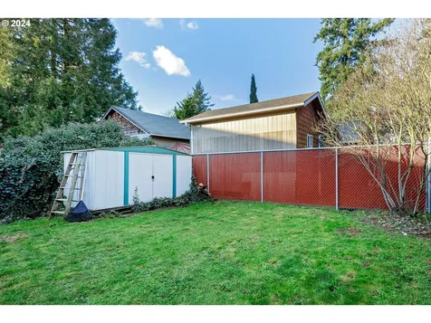 5503 Se Flavel Street Portland OR 97206