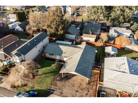 5503 Se Flavel Street Portland OR 97206