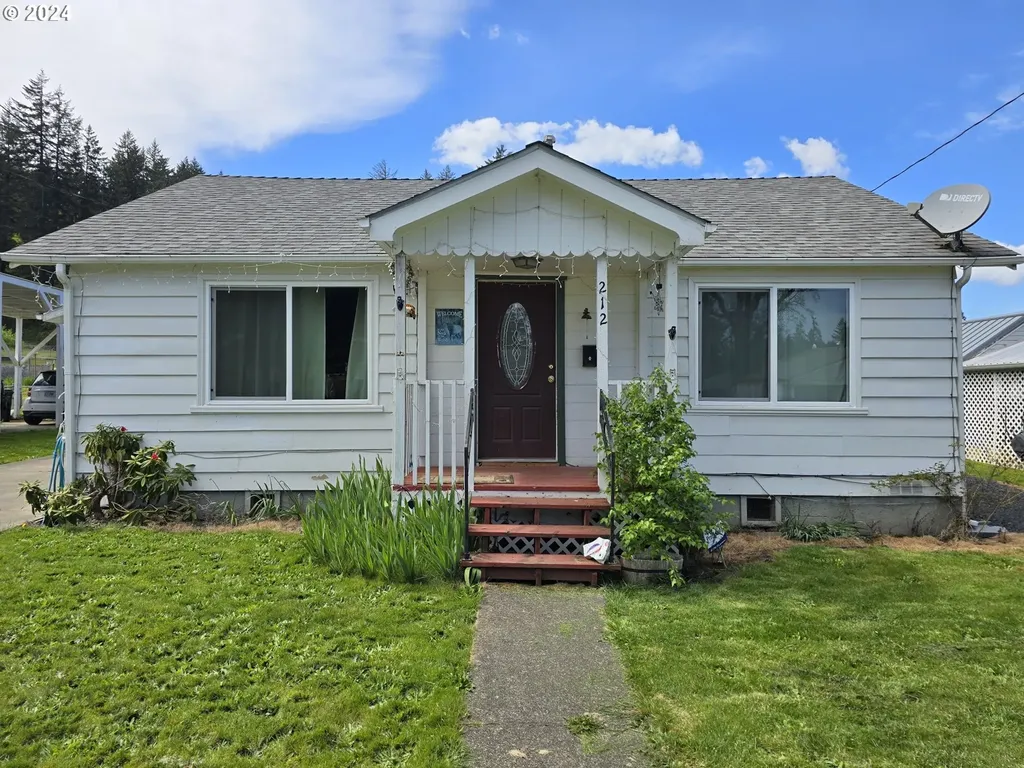212 7th Avenue Sweet Home OR 97386