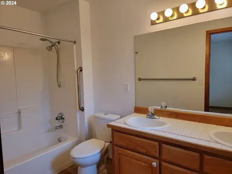 11857 Sw 128th Avenue Portland OR 97223