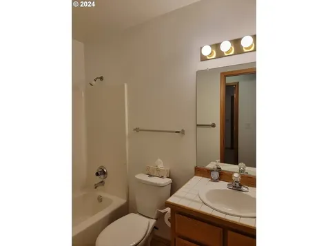 11857 Sw 128th Avenue Portland OR 97223