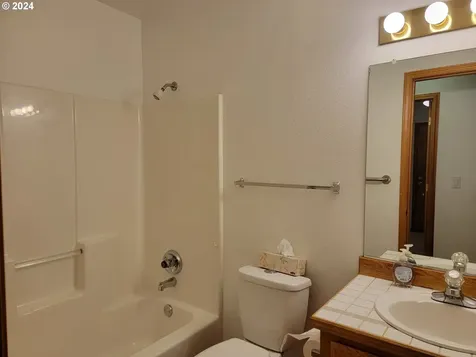 11857 Sw 128th Avenue Portland OR 97223
