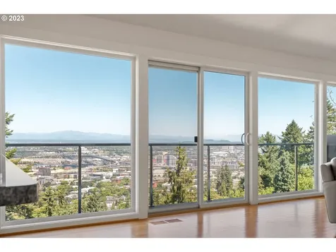 584 NW Macleay Boulevard Portland OR 97210
