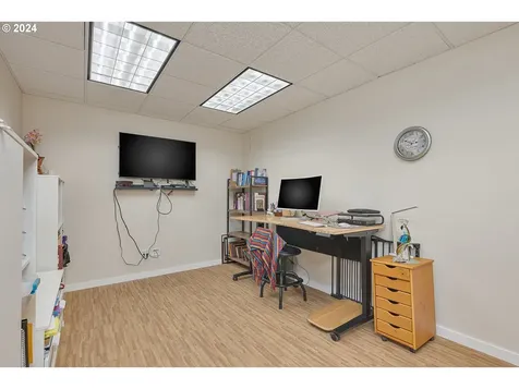 8217 SW Liz Place Beaverton OR 97007
