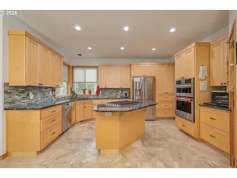 8217 SW Liz Place Beaverton OR 97007