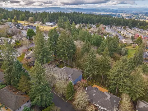 8217 SW Liz Place Beaverton OR 97007