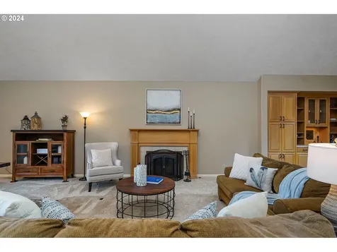 2365 Heath Street S Salem OR 97302