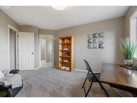 2365 Heath Street S Salem OR 97302