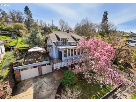 1619 SE Main Street Roseburg OR 97470