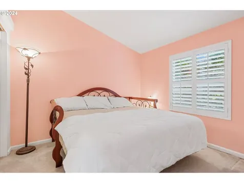 18535 S Schuebel Lane Beavercreek OR 97004