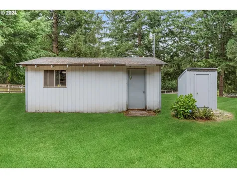 18535 S Schuebel Lane Beavercreek OR 97004