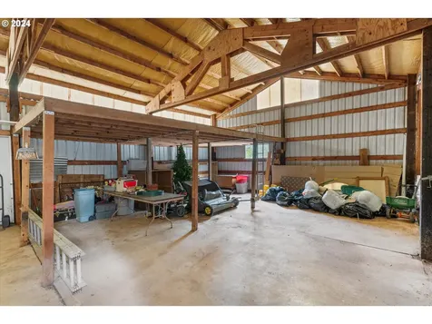 18535 S Schuebel Lane Beavercreek OR 97004