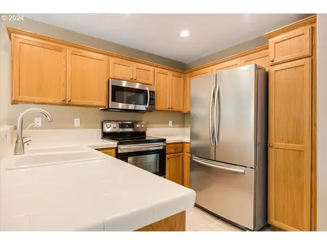 2910 Ne 13th Drive Hillsboro OR 97124