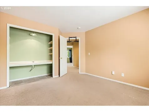 2910 Ne 13th Drive Hillsboro OR 97124