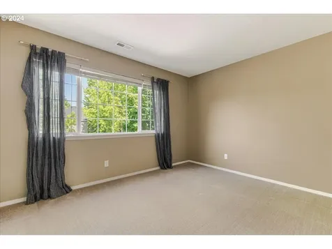 2910 Ne 13th Drive Hillsboro OR 97124