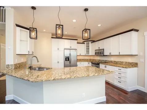 16401 Hunter Avenue Oregon City OR 97045