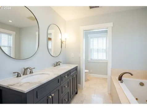 16401 Hunter Avenue Oregon City OR 97045