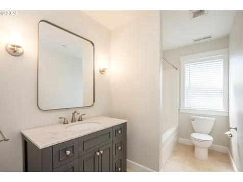 16401 Hunter Avenue Oregon City OR 97045