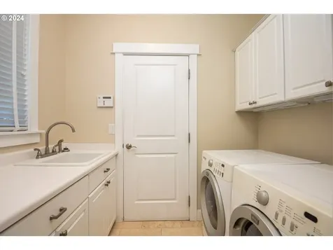 16401 Hunter Avenue Oregon City OR 97045