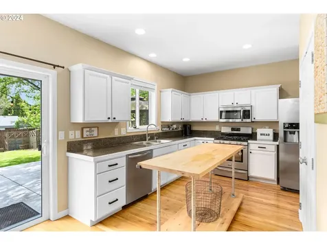 18471 Sw Oakville Court Beaverton OR 97078