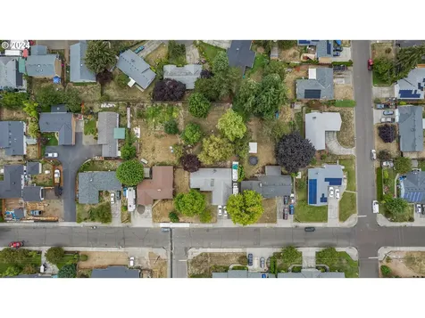 1517 SE Spruce Street Hillsboro OR 97123