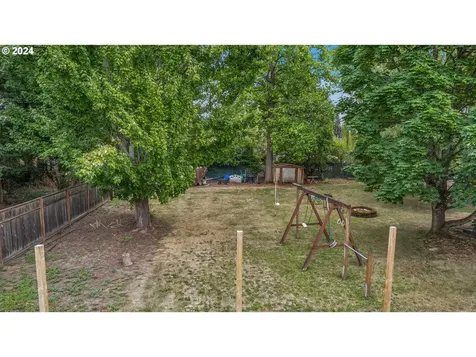 1517 SE Spruce Street Hillsboro OR 97123