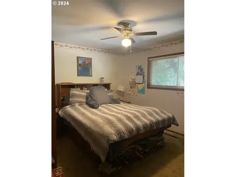 1517 SE Spruce Street Hillsboro OR 97123