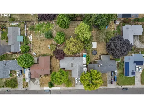 1517 SE Spruce Street Hillsboro OR 97123