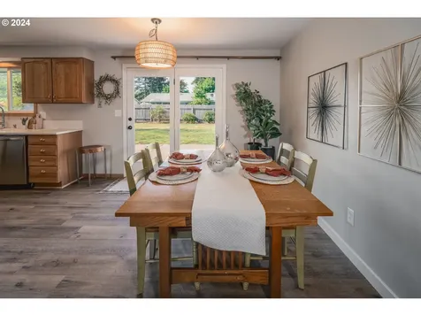 7914 Ne Royal Street Vancouver WA 98662