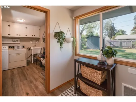 7914 Ne Royal Street Vancouver WA 98662