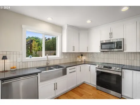 4920 NE 29th Avenue Portland OR 97211