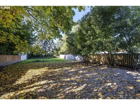 135 SE 6th Avenue Hillsboro OR 97123