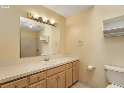 12213 Nw 10th Avenue Vancouver WA 98685