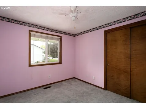 12213 Nw 10th Avenue Vancouver WA 98685