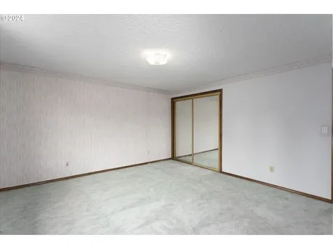 12213 Nw 10th Avenue Vancouver WA 98685