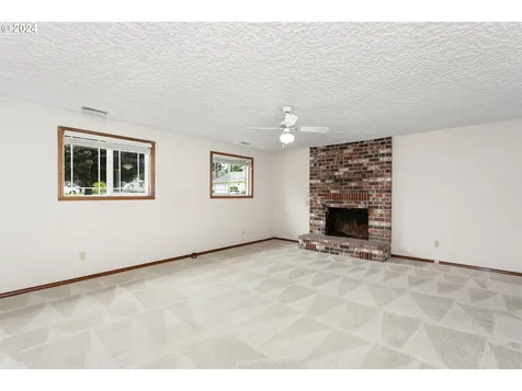 12213 Nw 10th Avenue Vancouver WA 98685