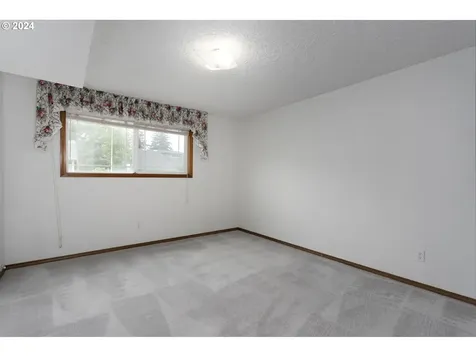 12213 Nw 10th Avenue Vancouver WA 98685