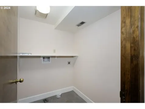 12213 Nw 10th Avenue Vancouver WA 98685