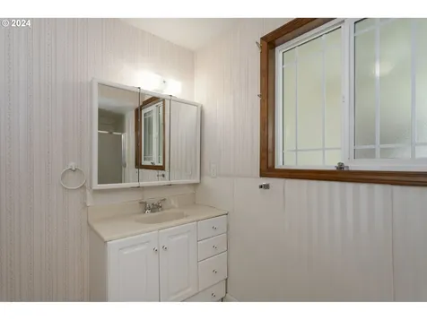 12213 Nw 10th Avenue Vancouver WA 98685