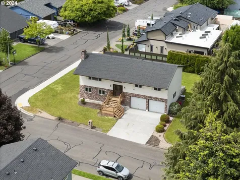 12213 Nw 10th Avenue Vancouver WA 98685