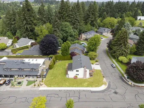 12213 Nw 10th Avenue Vancouver WA 98685