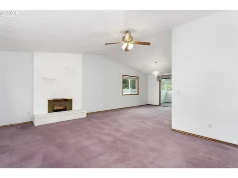 12213 Nw 10th Avenue Vancouver WA 98685