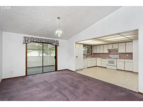 12213 Nw 10th Avenue Vancouver WA 98685