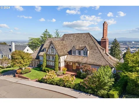 2868 NW Cumberland Road Portland OR 97210