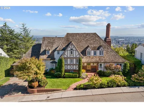 2868 NW Cumberland Road Portland OR 97210