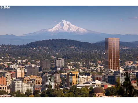 2868 NW Cumberland Road Portland OR 97210