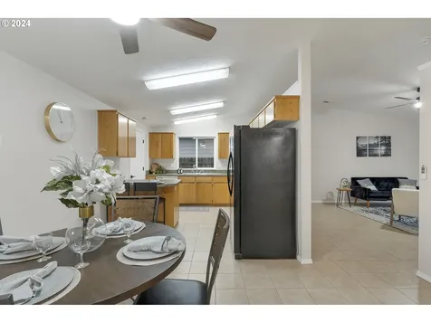 238 NW Sagan Loop Sheridan OR 97378