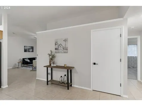 238 NW Sagan Loop Sheridan OR 97378
